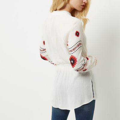 White long sleeve embroidered top